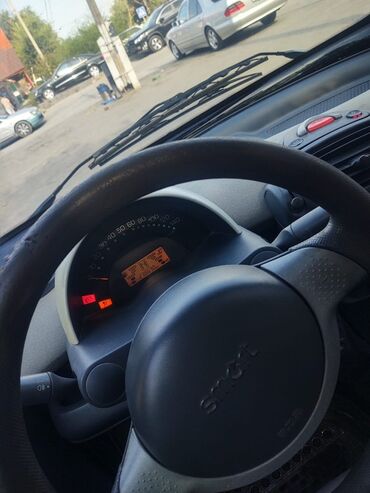 Smart: Smart Fortwo: 2003 г., 0.7 л, Автомат, Бензин, Хэтчбэк at lalafo.kg — 6 Smart: Smart Fortwo: 2003 г., 0.7 л, Автомат, Бензин, Хэтчбэк — 6