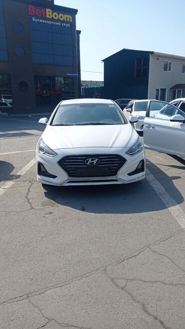 Hyundai: Hyundai Sonata: 2017 г., 2 л, Типтроник, Газ, Седан