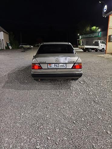 e klass: Mercedes-Benz W124: 1992 г., 2 л, Механика, Бензин, Седан — 6