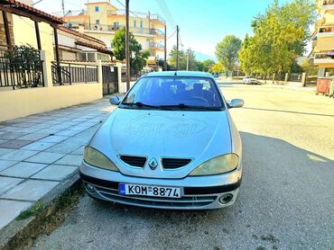 Renault: Renault Megane: 1.6 l. | 2001 έ. 241193 km. Λιμουζίνα