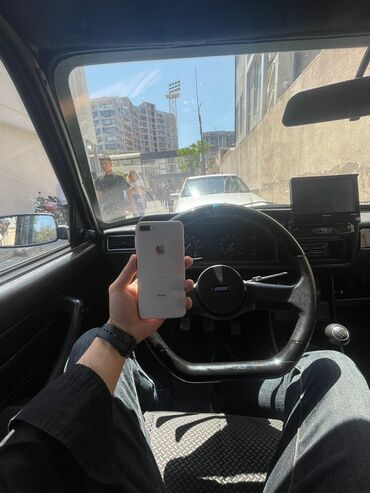Apple iPhone: IPhone 8 Plus, 256 GB, Gümüşü, Barmaq izi