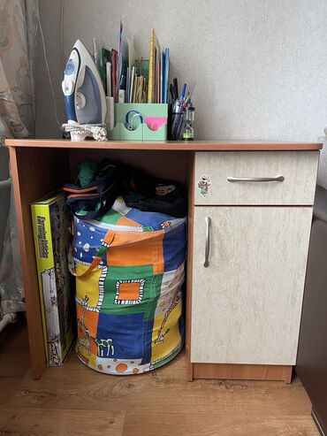 прикроватные тумбочки ольха: Продаю тумбочку