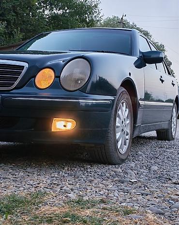 mesedesin tezə cıxan: Mercedes-Benz E 240: 2.4 l | 2000 il Sedan — 3