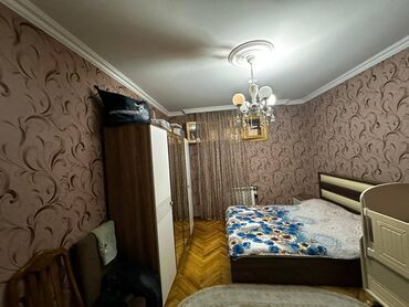 Köhnə tikili: Bakı, Bakıxanov qəs., 3 otaqlı, Köhnə tikili, 80 kv. m — 4