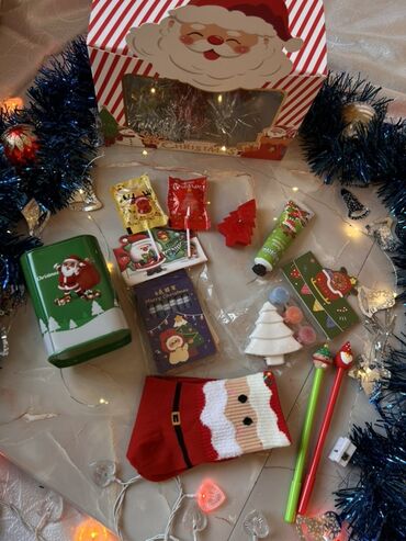 Подарки и сувениры: Набор новогодних подарков и творчества Состав: - Подарочная коробка с — 18