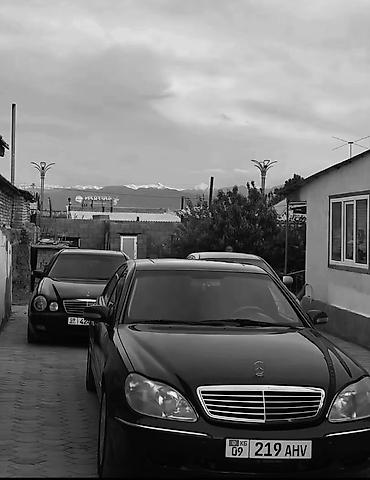 124 е: Mercedes-Benz 220: 2003 г., 5 л, Автомат, Газ, Седан — 2