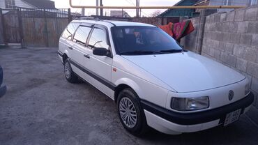 Volkswagen: Volkswagen Passat: 1991 г., 1.8 л, Механика, Бензин, Универсал