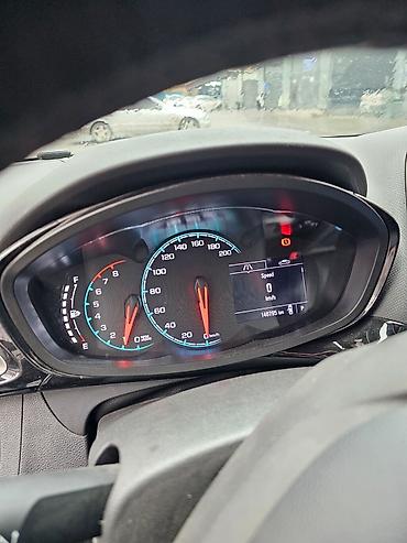 Chevrolet: Chevrolet Spark: 2019 г., 0.1 л, Вариатор, Бензин, Хэтчбэк — 5