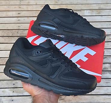 kacketi mk: Nike Comandos.41-46.Prodaje sa sa kutijom i qr kodom.Cena 7500 din — 2