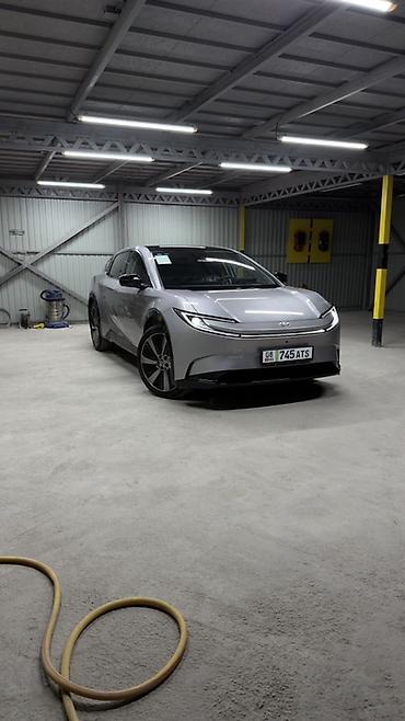 Toyota: Toyota bZ5: 2026 г., Робот, Электромобиль — 2