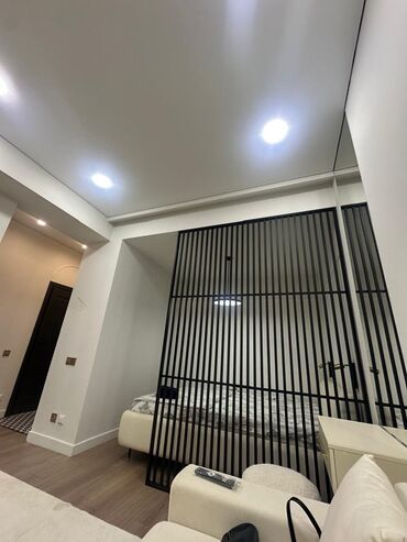 Посуточная аренда квартир: 1 комната, Круглосуточное заселение, Бронь, Бытовая техника — 3