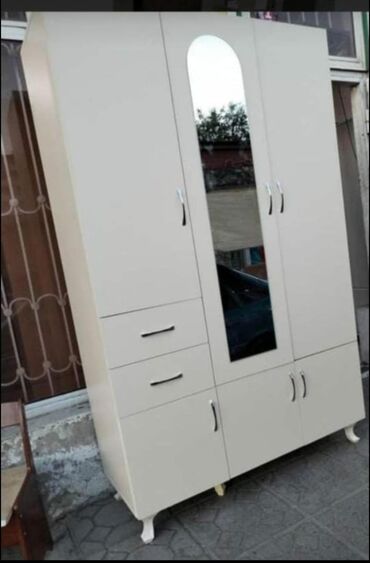 Dolablar: Açılan, 3 qapılı Düz dolab, Qarderob, paltar dolabı -da lalafo.az — 37 Dolablar: Açılan, 3 qapılı Düz dolab, Qarderob, paltar dolabı — 37
