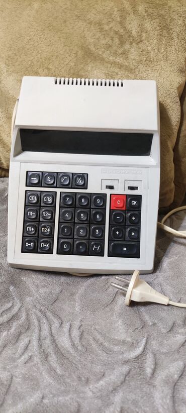 Клавиатуры: Продам Советский калькулятор Электроника Мк44 1990 года в отличном