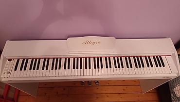 ikinci el akustik gitar: Piano, Rəqəmsal, Yeni, Ünvandan götürmə — 3