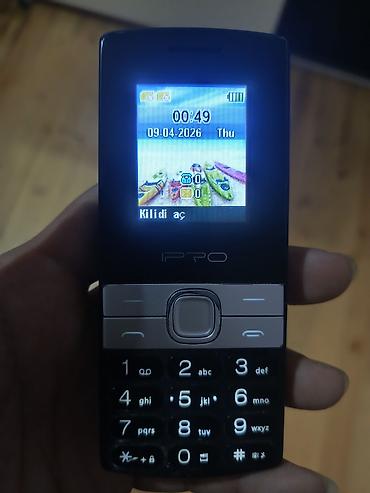 philips xenium x703: IPRO düyməli mobil telefon Xüsusiyyətlər: - Kompakt korpus, iri və — 2