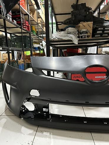 pirus bufer: Ön, Toyota Prius 30 Gövdə — 2