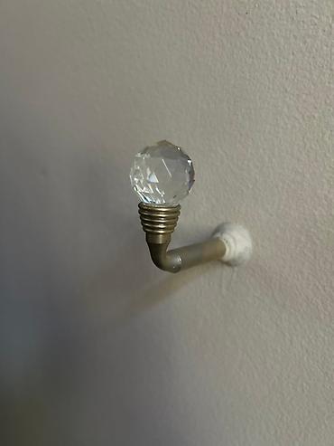 Другой декор и предметы интерьера: 6шт бронзовых настенных держателей для штор (крючки-распошники) из — 8