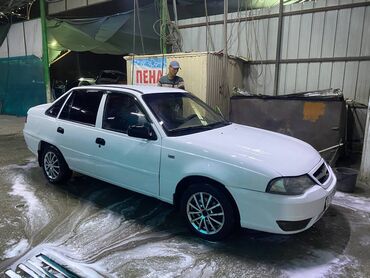 Daewoo: Daewoo Nexia: 2012 г., 1.5 л, Механика, Бензин, Седан