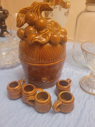 Keramika dəst – içki paylama qabı və 6 fincan - Material: cilalı
