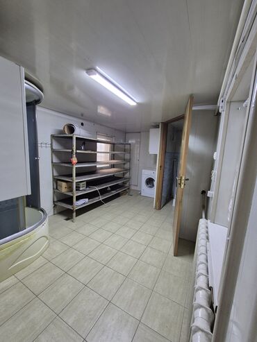 дом рабочий гарадок: 160 м², 6 комнат, Бронированные двери, Видеонаблюдение, Парковка