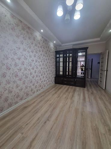 Продажа квартир: 2 комнаты, 65 м², 3 этаж — 12