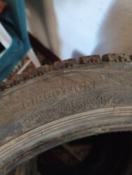 сколько стоит шипованная резина: 17. 225 R17. баасы 15 мин сом Зимние направленные шины 225/45 R17. -