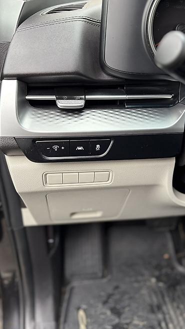 Унаа: Kia Carnival: 2023 г., 3.5 л, Автомат, Бензин, Вэн/Минивэн — 6