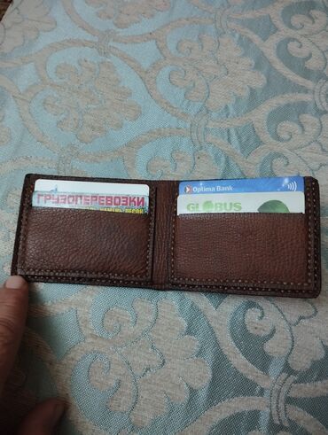 холодный кошелёк: Продаю натуральный кожа мужской кошелёк 2000 сом реальный клиент