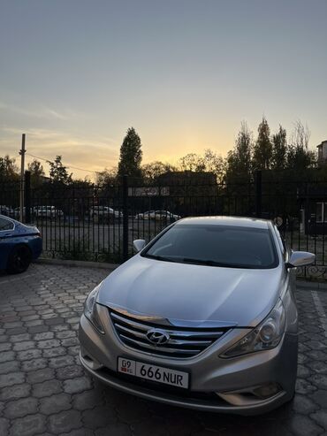 рав 4 крыло: Hyundai Sonata: 2014 г., 2 л, Бензин, Седан