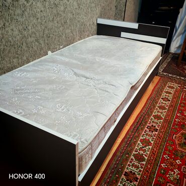 Çarpayılar: İşlənmiş, Təknəfərlik çarpayı, Bazasız, Matras ilə — 10