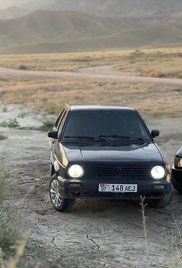 мото каракол: Volkswagen Golf: 1991 г., 1.8 л, Кол менен иштөөчү, Бензин, Хетчбек — 1