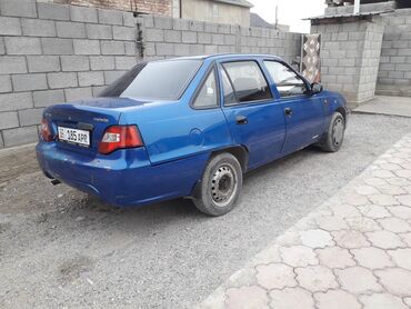 кич ка 5: Daewoo Nexia: 2009 г., 1.5 л, Механика, Бензин, Седан