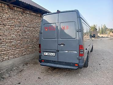 бус сапок грузовой: Mercedes-Benz Спринтер: 2004 г., Дизель, Бус — 3