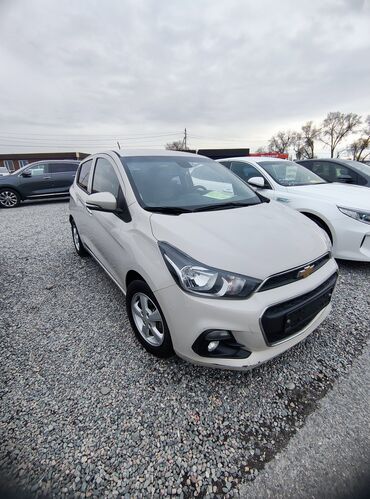 Chevrolet: Chevrolet Spark: 2017 г., 1 л, Вариатор, Бензин, Универсал