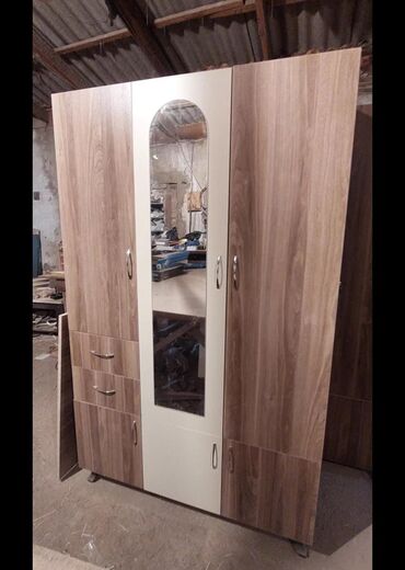 Dolablar: Yeni, Açılan, 3 qapılı Düz dolab, Qarderob, paltar dolabı — 10