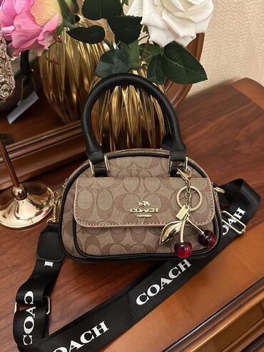 Çantalar: Əl çantası, Məşqçi, Yeni — 11