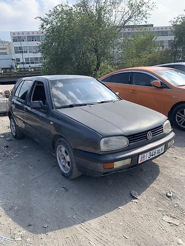 z max: Volkswagen Golf: 1992 г., 1.8 л, Механика, Бензин, Седан — 4
