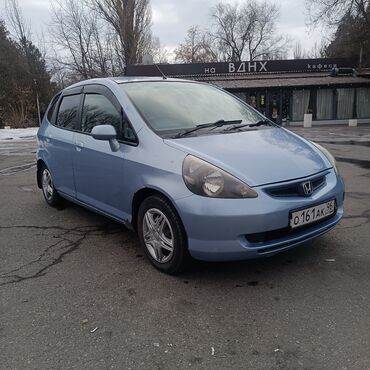 Honda: Honda Fit: 2001 г., 1.3 л, Вариатор, Бензин