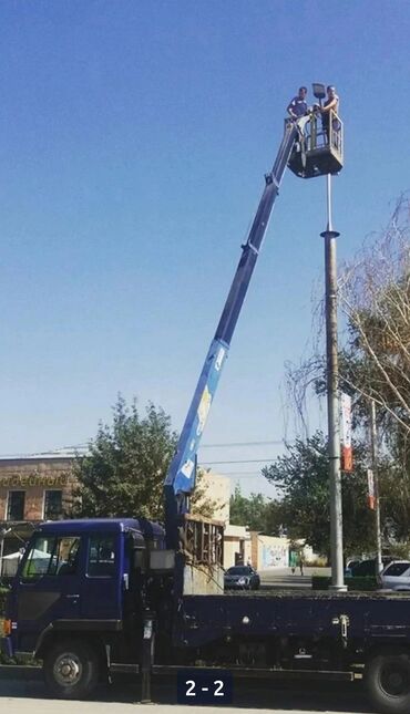 Услуги эвакуатора: С манипулятором — 25