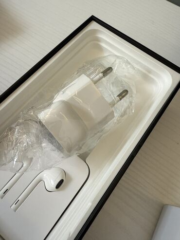 Зарядные устройства: Продаю оригинальные аксессуары apple. Новые не использованные из — 5