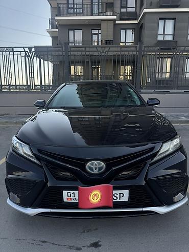 44 2: Toyota Camry: 2021 г., 2.5 л, Вариатор, Гибрид, Седан — 7