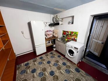 дом квартира бишкек: 1 бөлмө, Кыймылсыз мүлк агенттиги, Чогуу жашоосу жок, Толугу менен эмереги бар