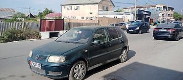 Унаа сатуу: Volkswagen Polo: 2001 г., Кол менен иштөөчү, Бензин, Хетчбек — 1