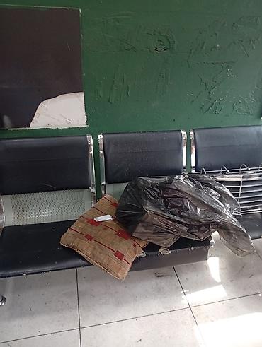 berber guzgu: Bərbər/xair salonu üçün avadanlıq dəsti Satışda salon komplekti: - — 3
