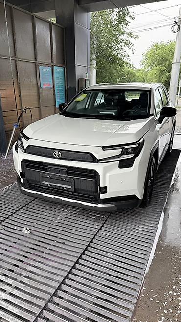 daf 2013: Toyota RAV4: 2026 г., 2 л, Автомат, Бензин, Кроссовер — 2