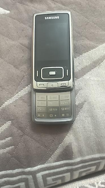 samsung duyməli: Samsung rəng - Gümüşü, Düyməli — 2