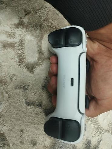 spark 2: Игровая консоль PlayStation 5 - Современный дизайн с белыми сменными — 5