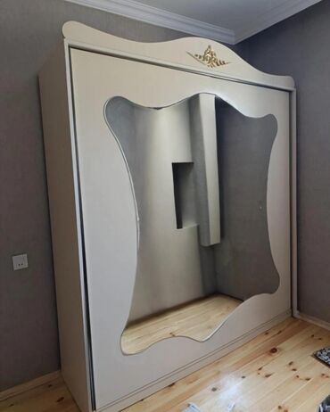 Dolablar: İşlənmiş, Açılan, Düz dolab, Qarderob, paltar dolabı