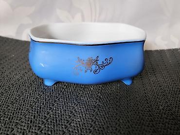 Ostali antikviteti: Satula Martinroda porcelan Nemacka iz 70ih godina. Porcelanska satula — 10