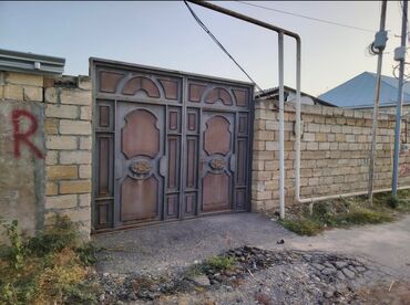 Həyət evləri və villaların satışı: 2 otaqlı, 215 kv. m, Kredit yoxdur, Orta təmir